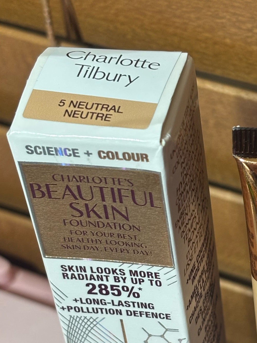 Charlotte Tilbury Beautiful Skin Foundation - Picture 2 of 2